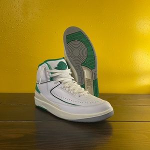 Jordan 2 “Lucky Green” Size 9.5 Mens